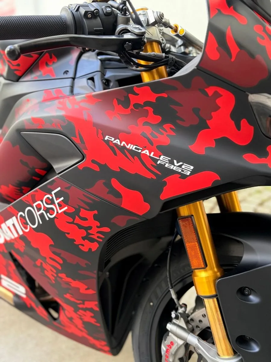 Ducati Panigale V2 FB63