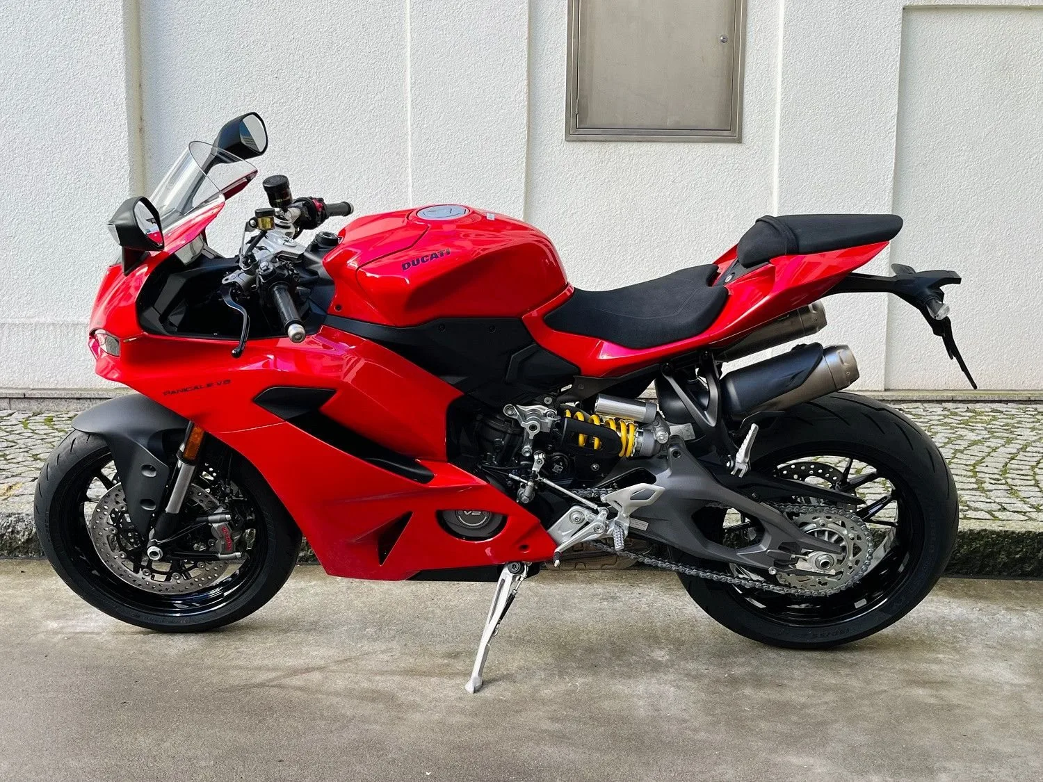 Ducati Panigale V2