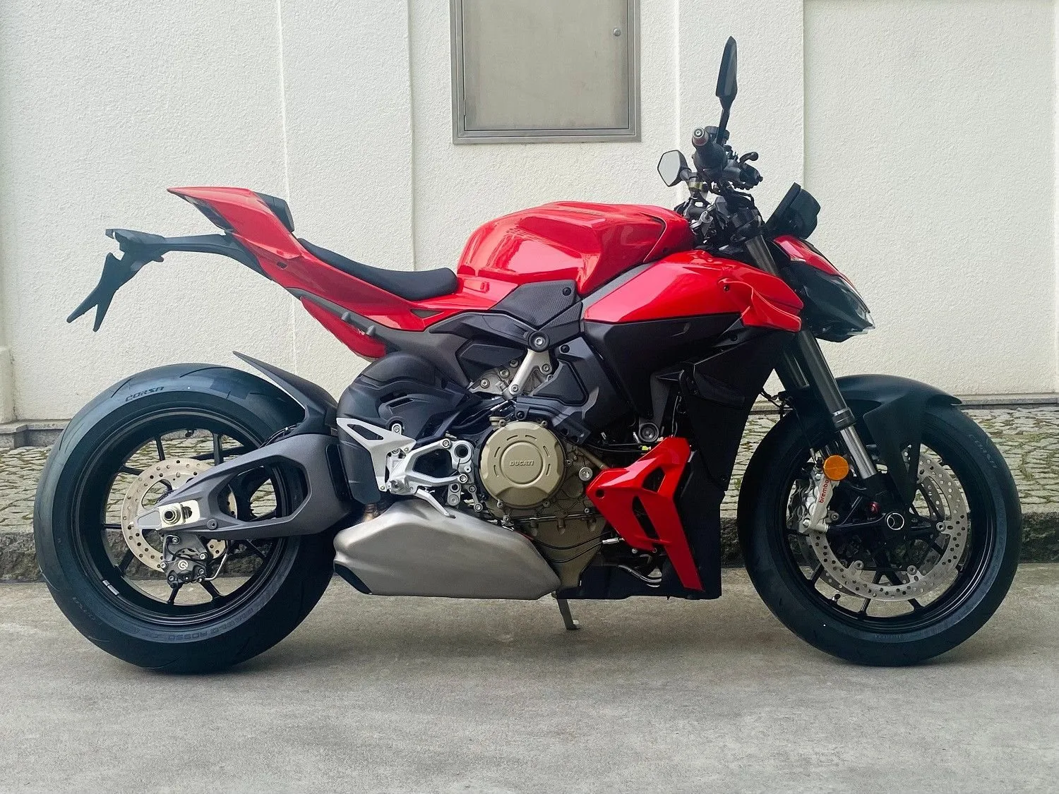 Ducati Streetfighter V4