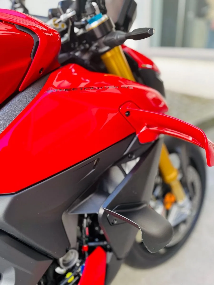 Ducati Streetfighter V4 S