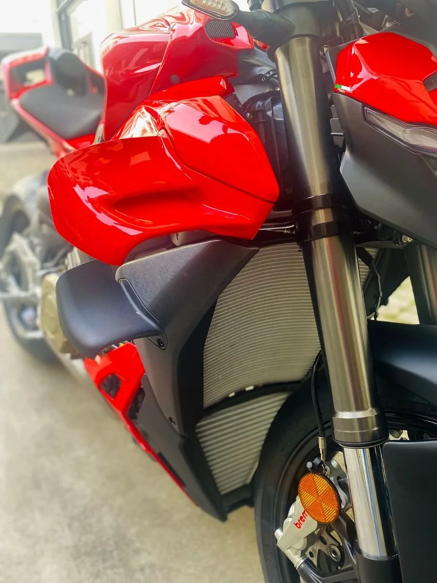 Ducati Streetfighter V4