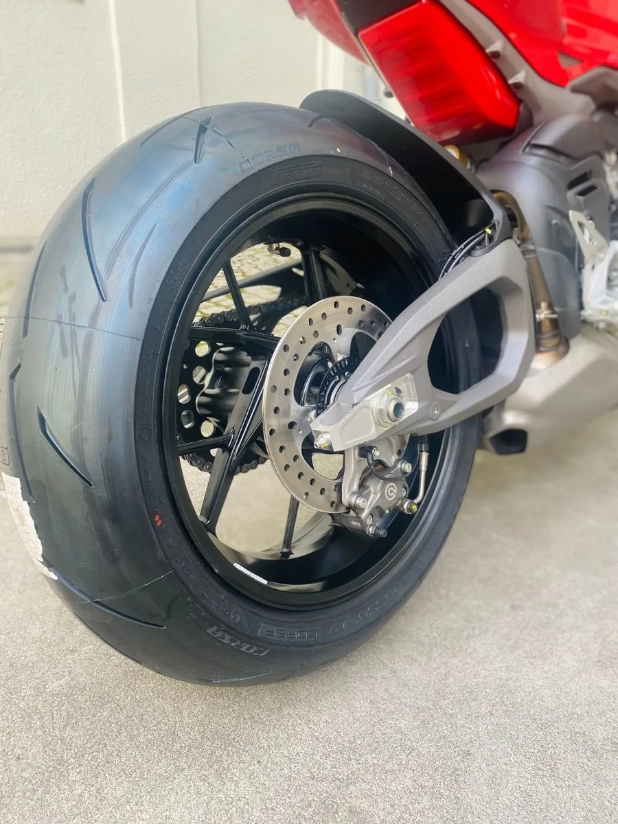 Ducati Streetfighter V4