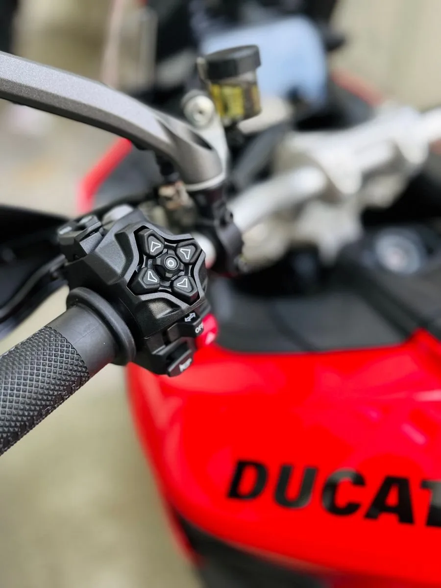 Ducati Multistrada V2 S