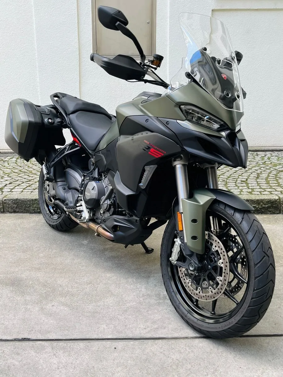 Ducati Multistrada V2 S