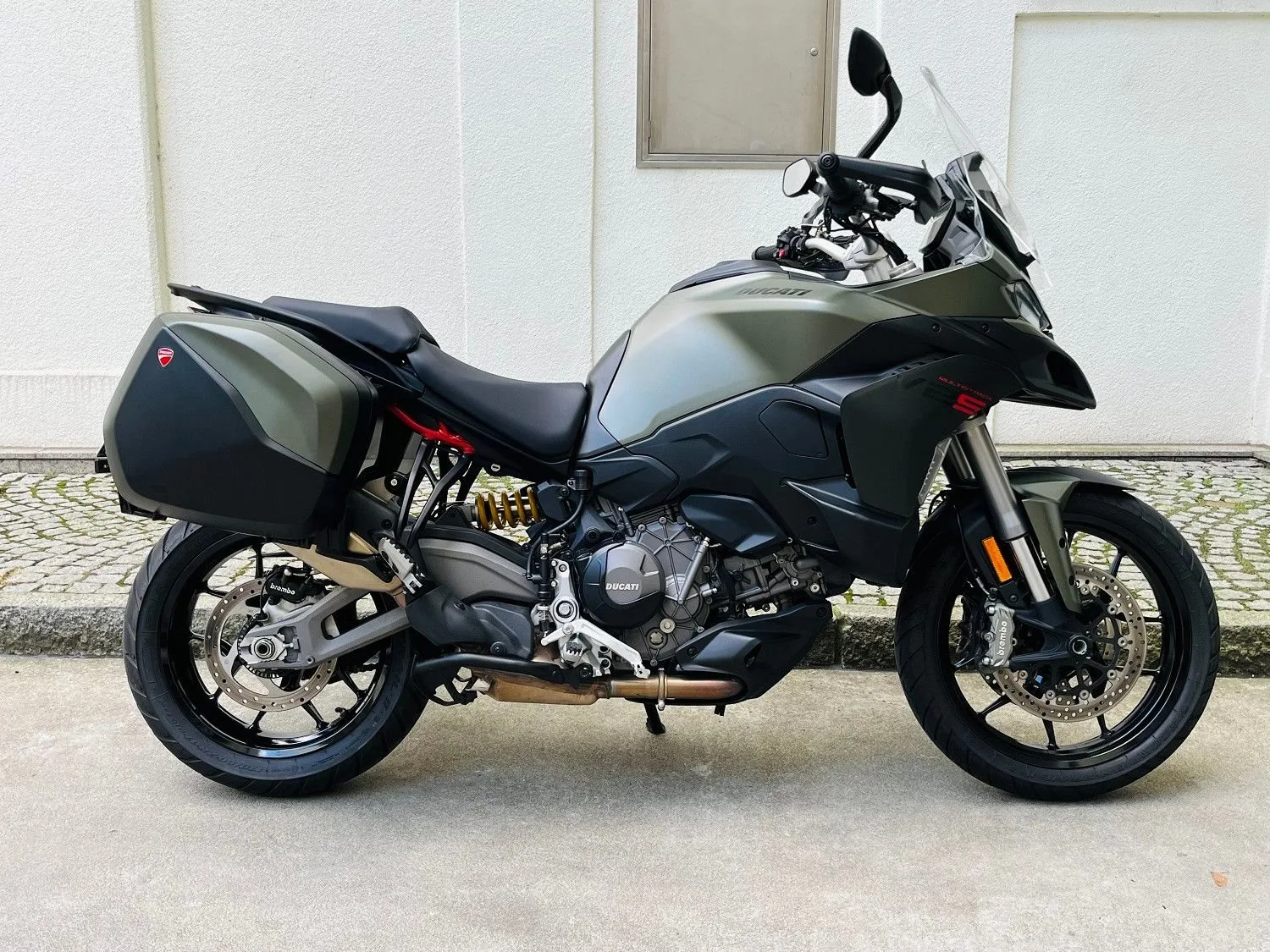 Ducati Multistrada V2 S
