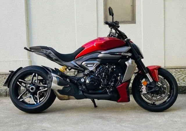 Ducati XDiavel V4