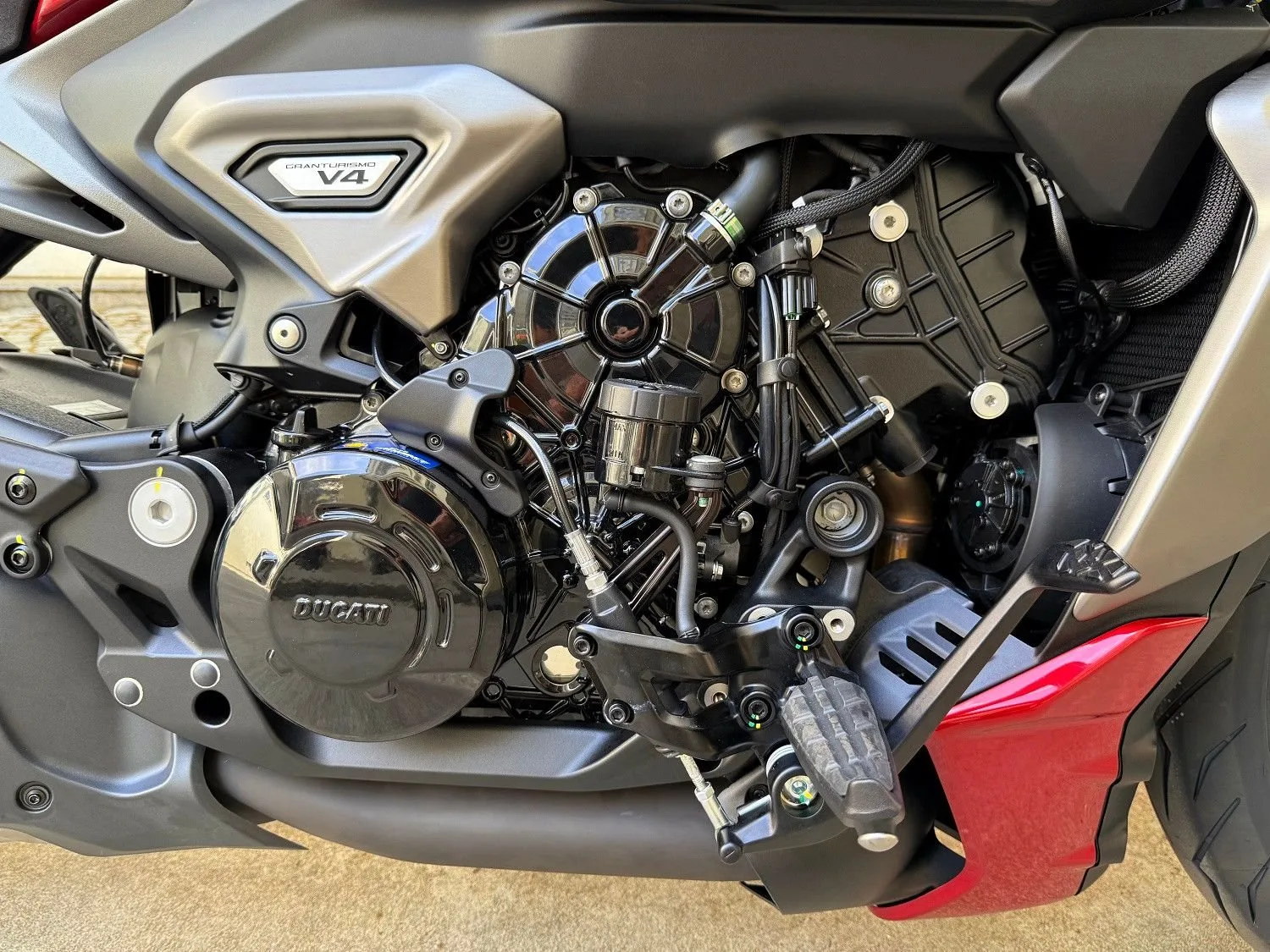 Ducati XDiavel V4