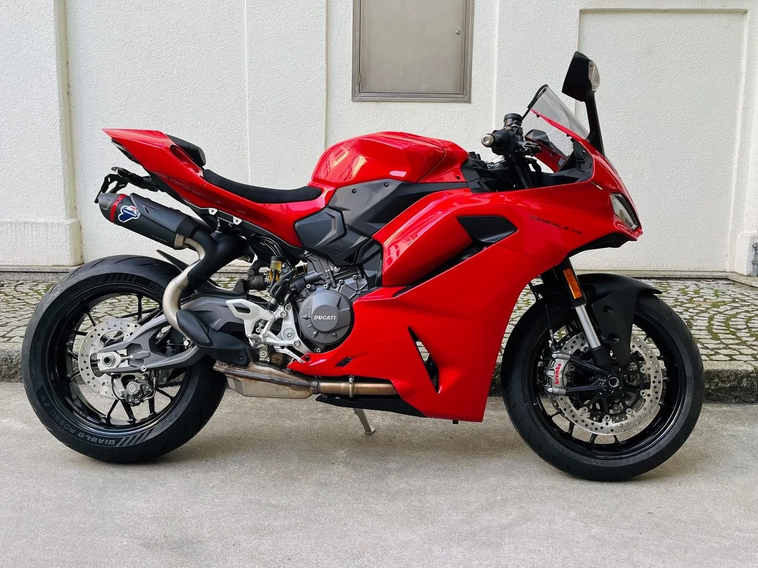 Ducati Panigale V2