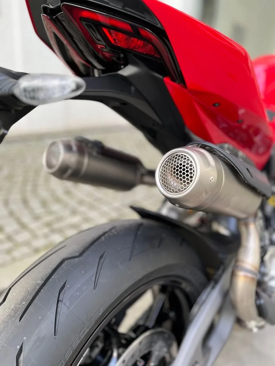 Ducati Panigale V2 S