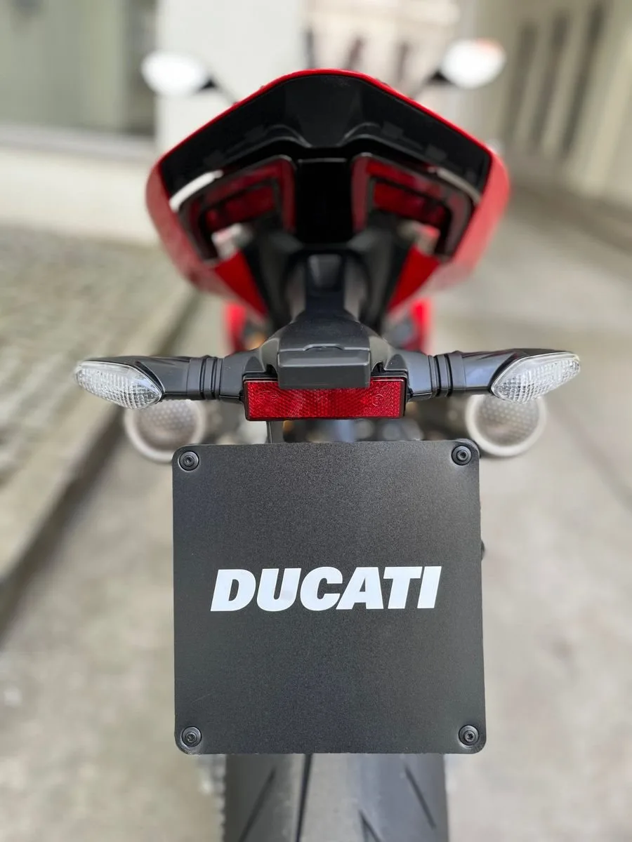 Ducati Panigale V2 S