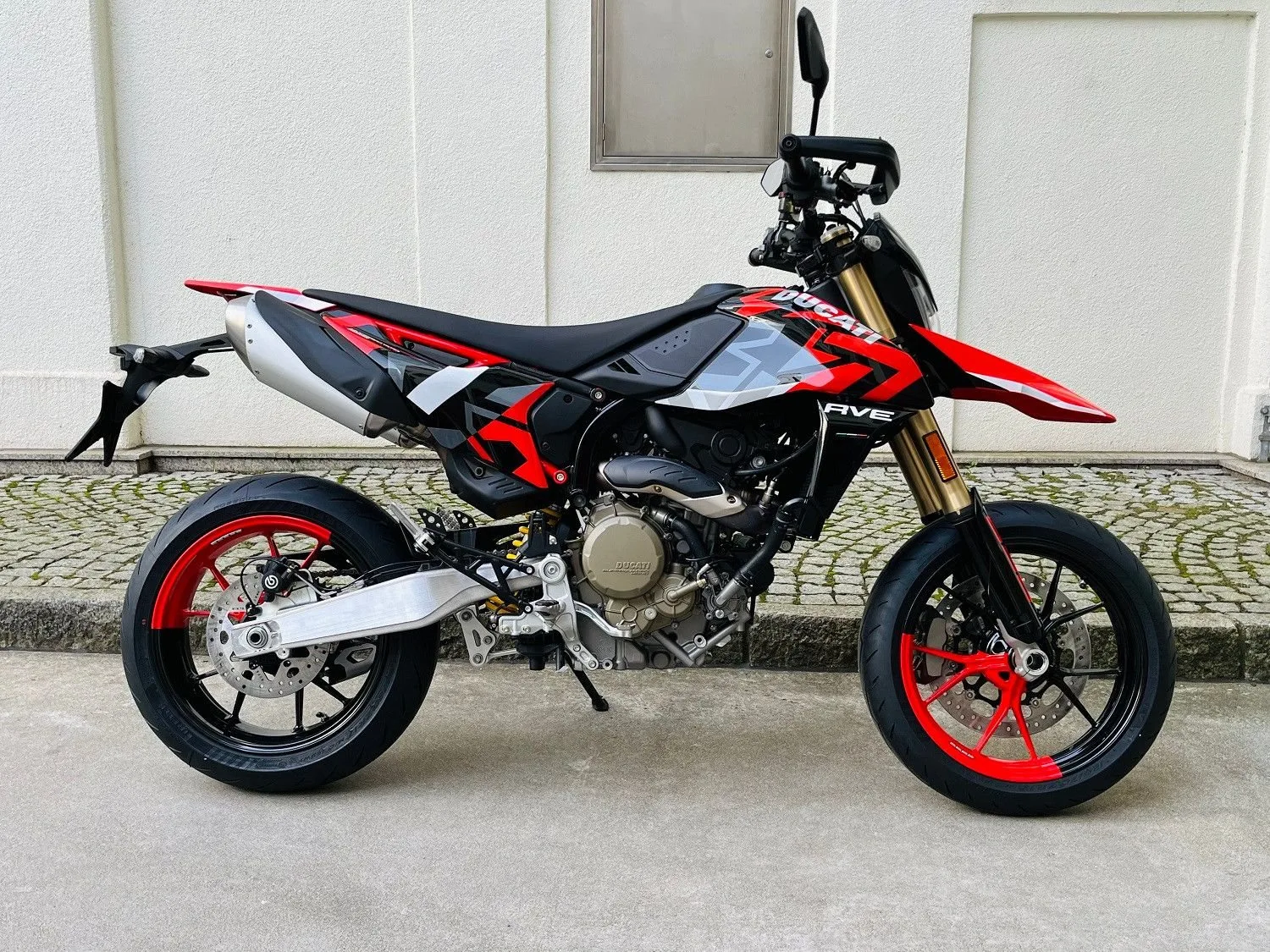 Ducati Hypermotard 698 Mono RVE