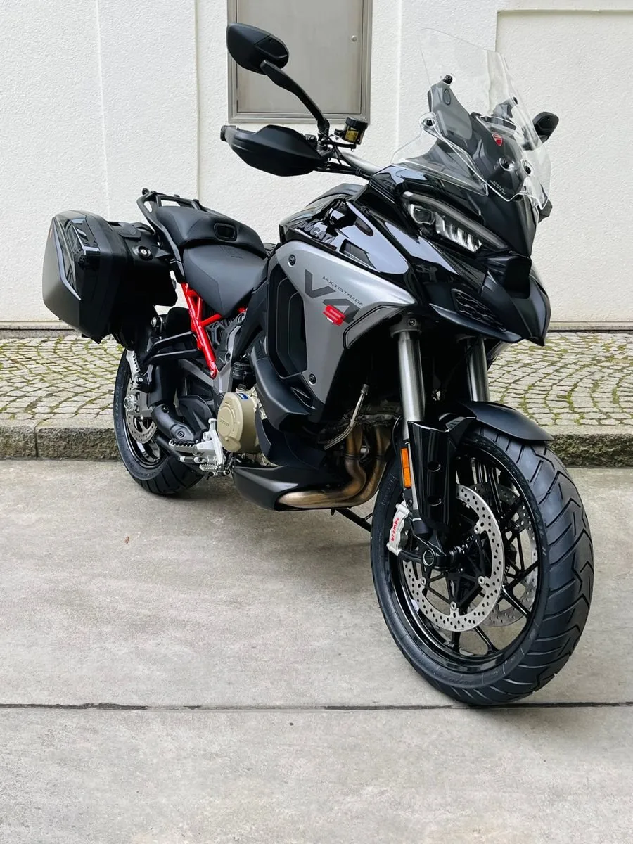 Ducati Multistrada V4 S