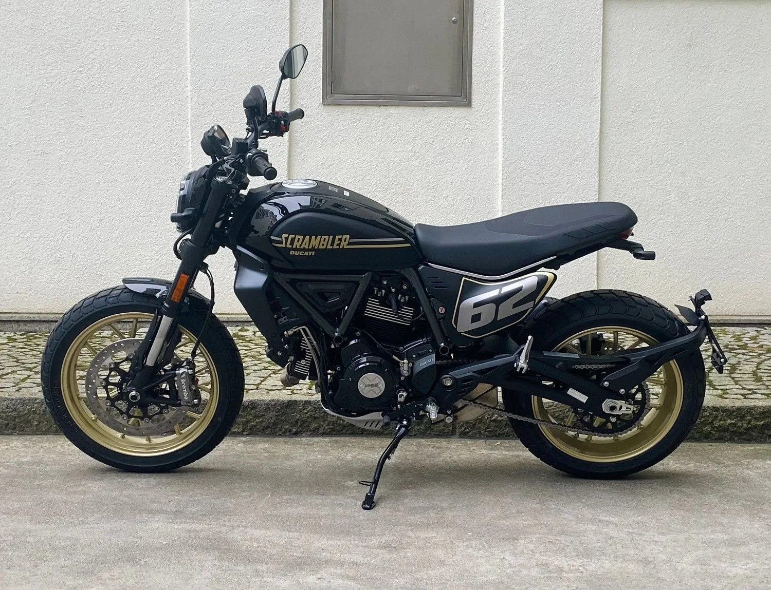 Ducati Scrambler Full Throttle