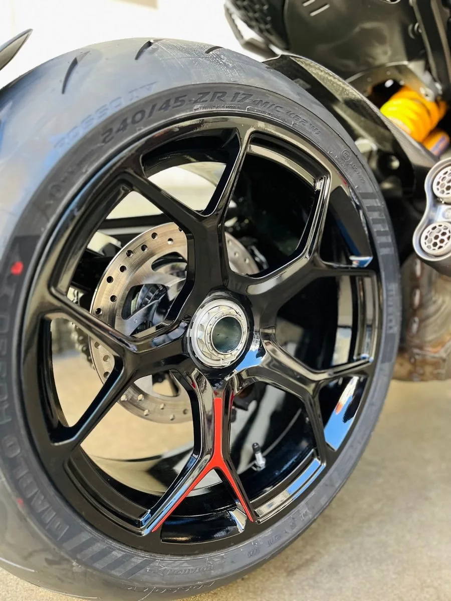 Ducati Diavel V4 RS