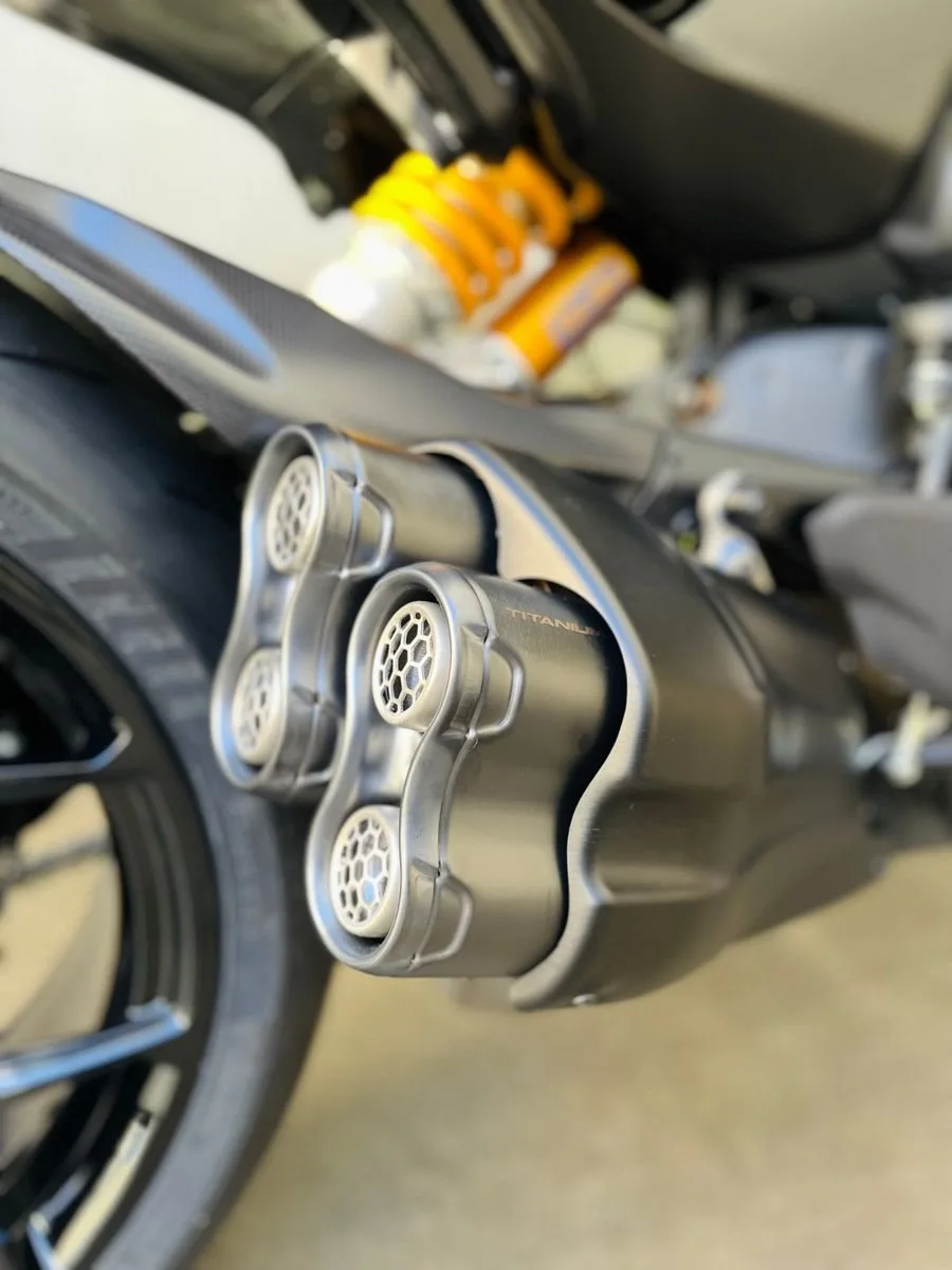 Ducati Diavel V4 RS