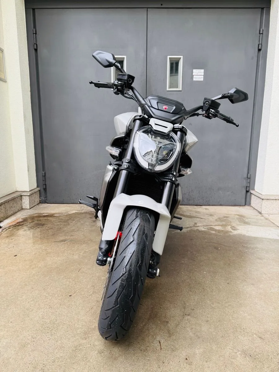 Ducati XDiavel V4