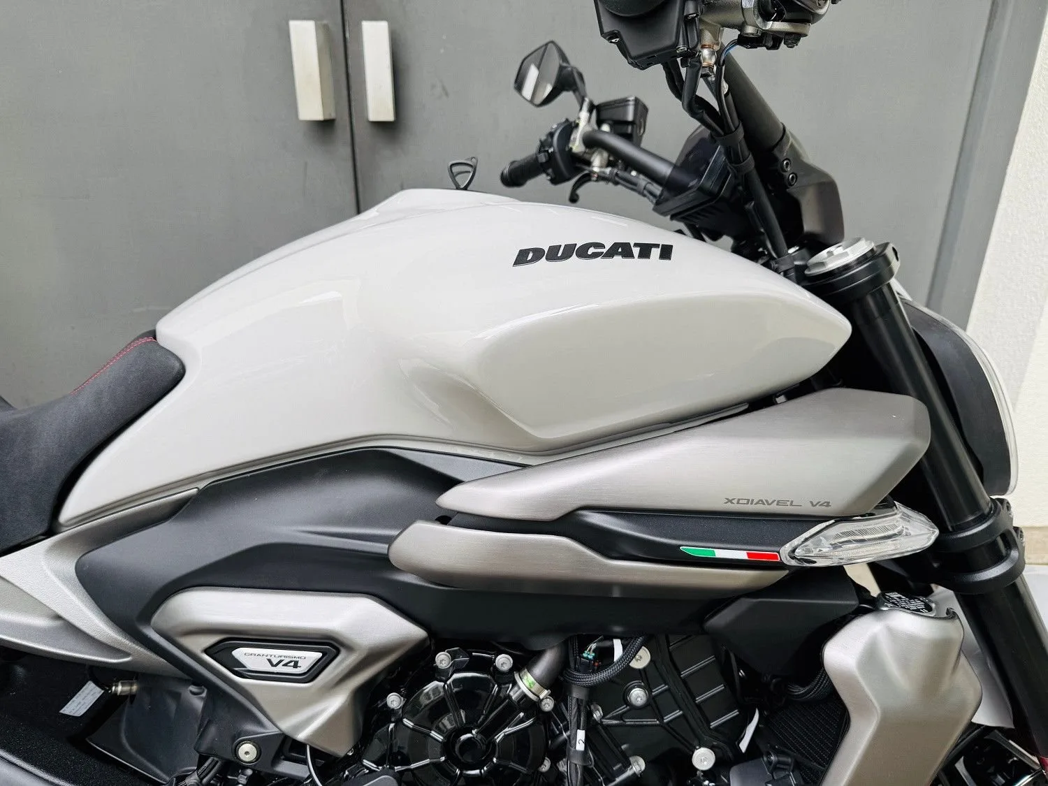 Ducati XDiavel V4