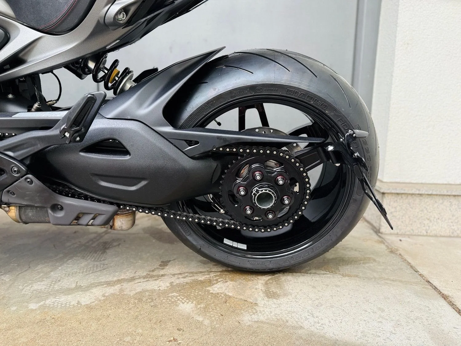 Ducati XDiavel V4