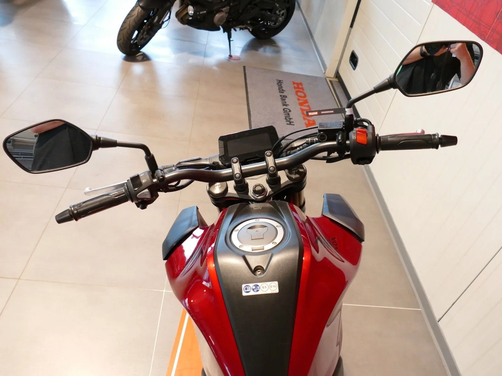 Honda CB125R ABS