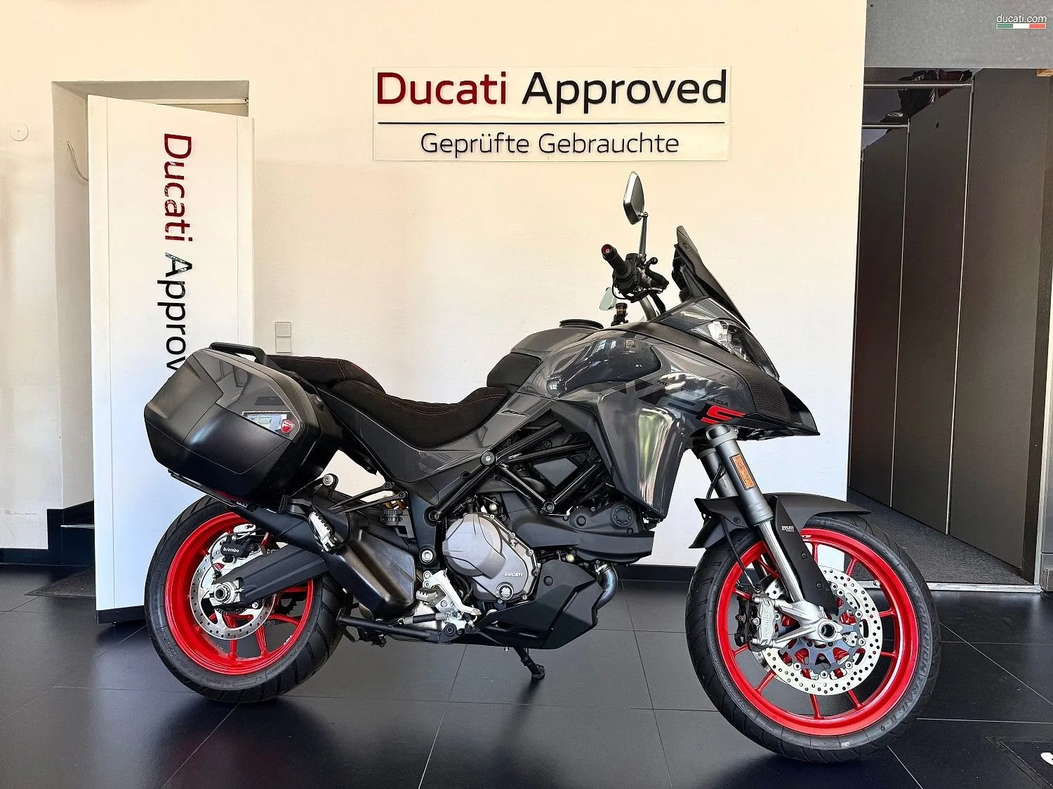 Ducati Multistrada V2 S Travel