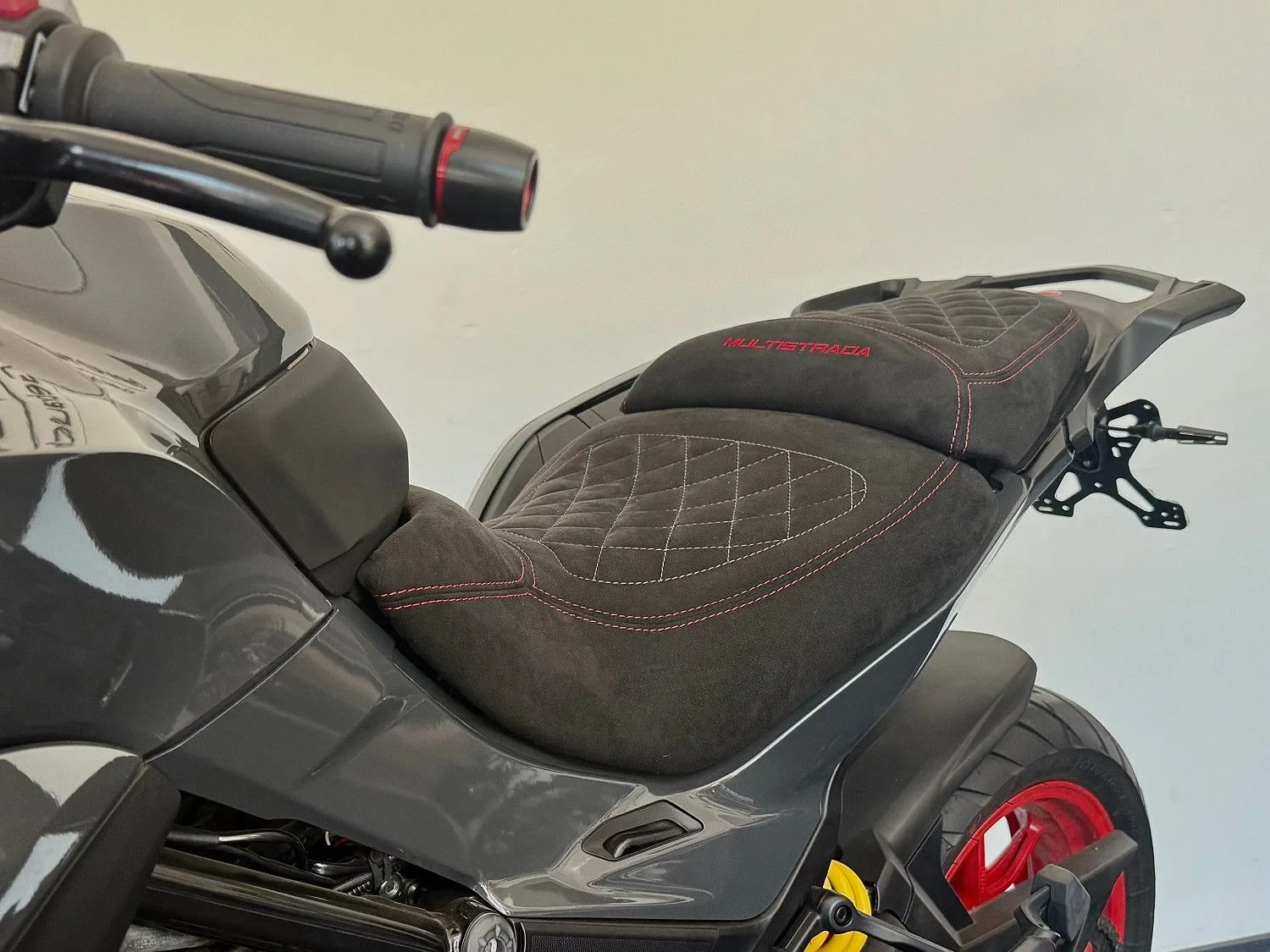 Ducati Multistrada V2 S Travel