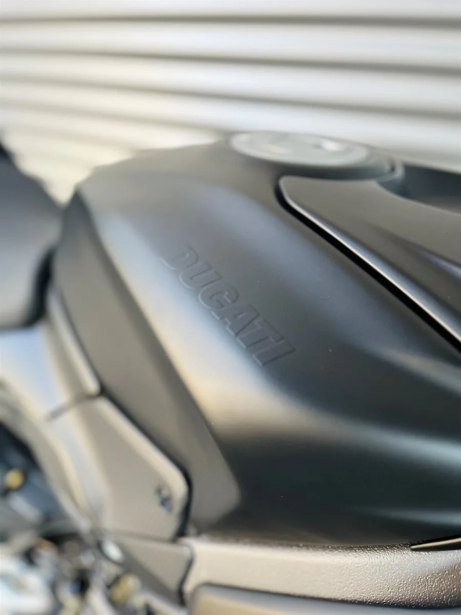 Ducati Streetfighter V4 Ultra Black Edition