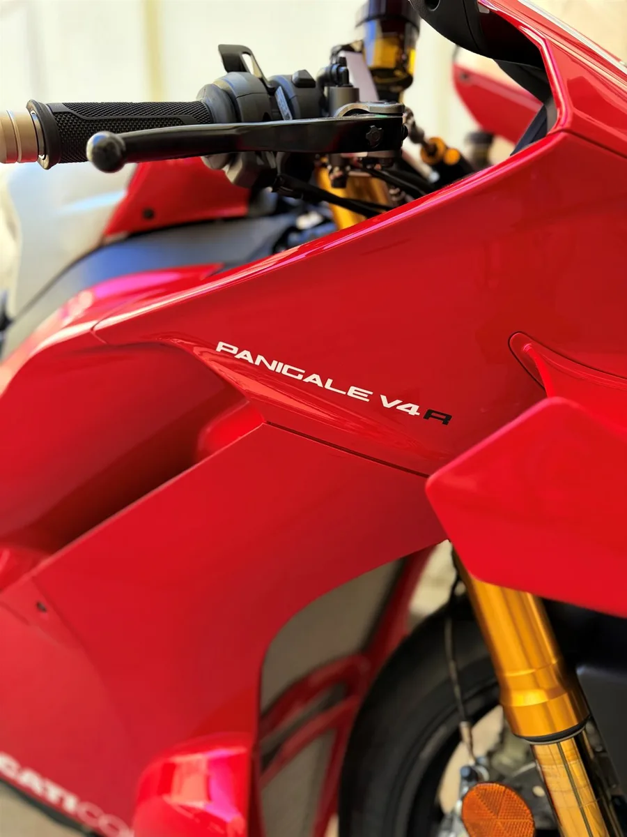 Ducati Panigale V4 R
