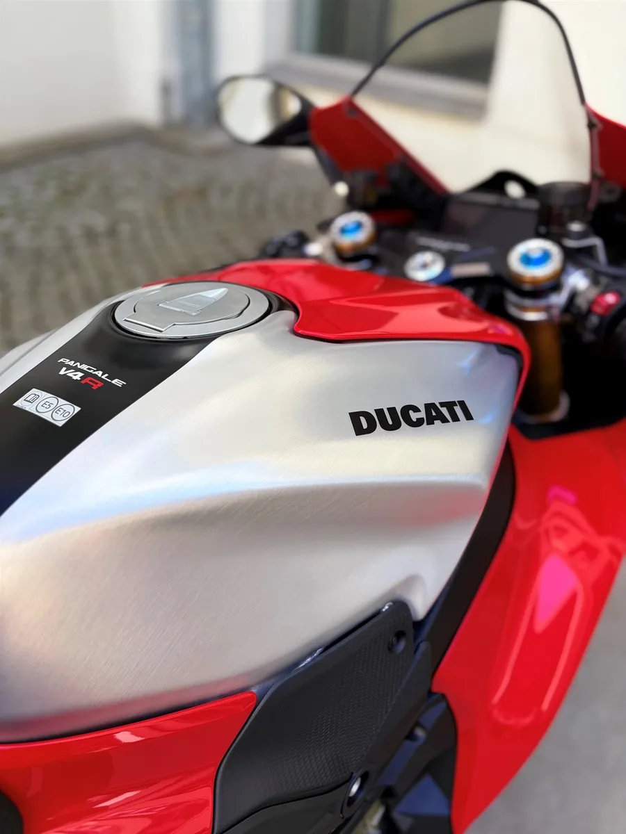 Ducati Panigale V4 R