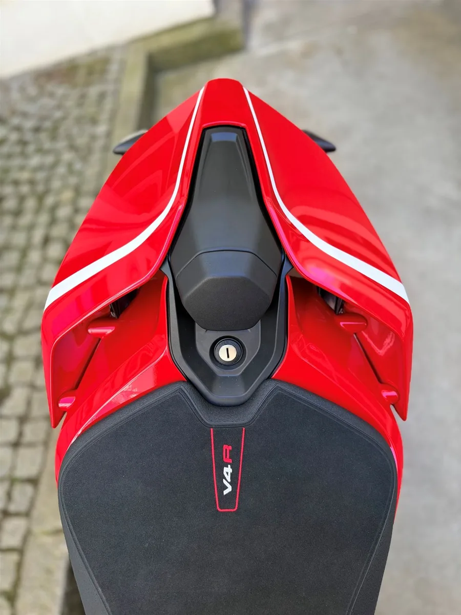 Ducati Panigale V4 R