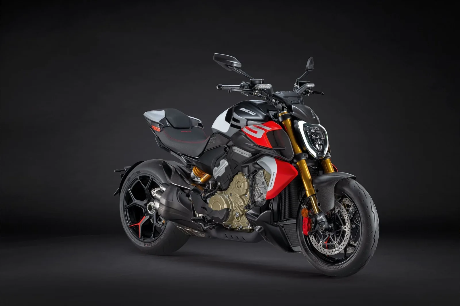 Ducati Diavel V4 RS