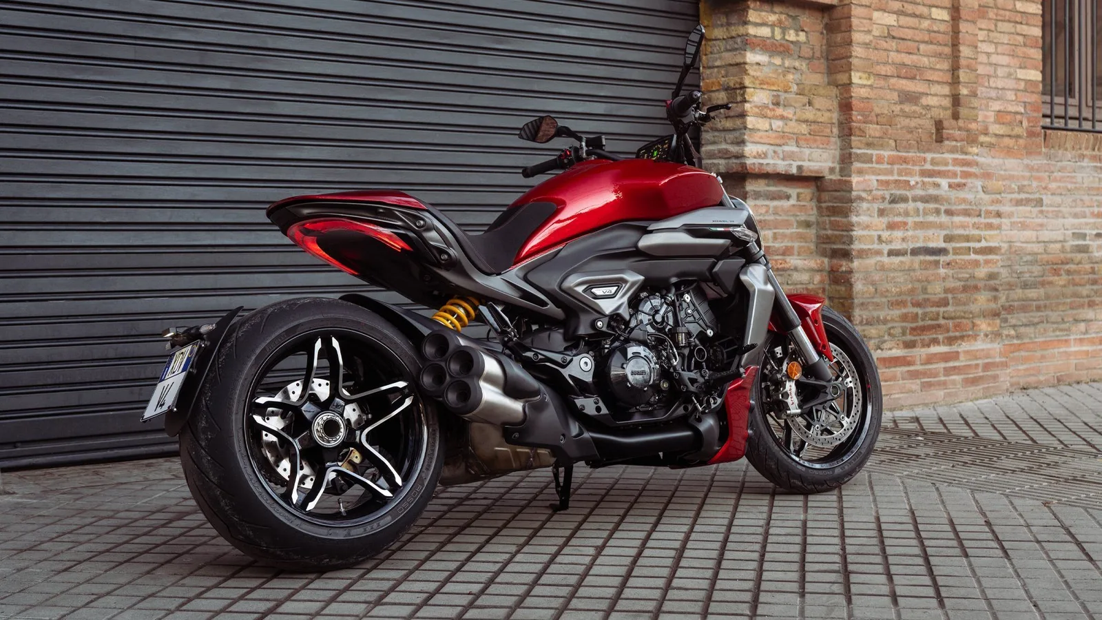 Ducati XDiavel V4
