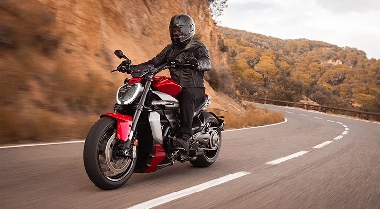 Ducati XDiavel V4