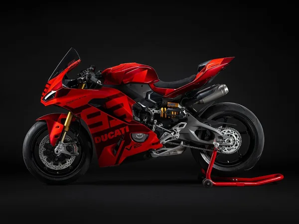 Ducati Panigale V2 MM93