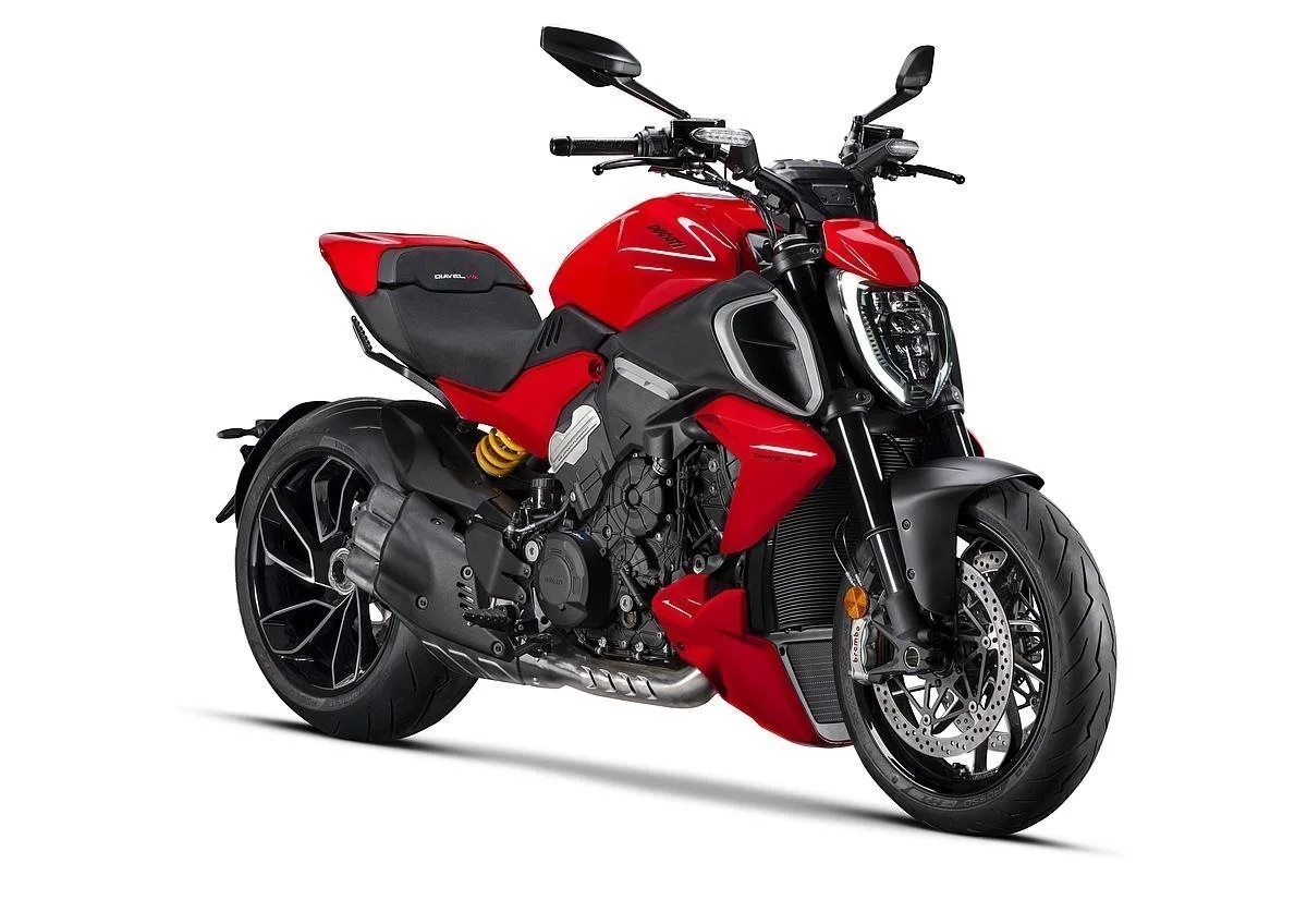 Ducati Diavel V4