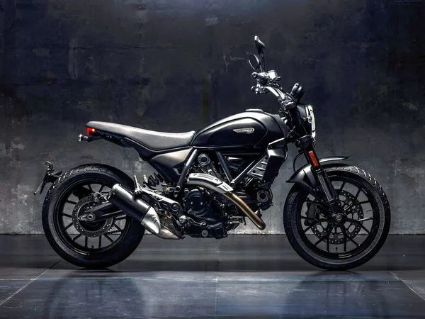 Ducati Scrambler Icon Dark