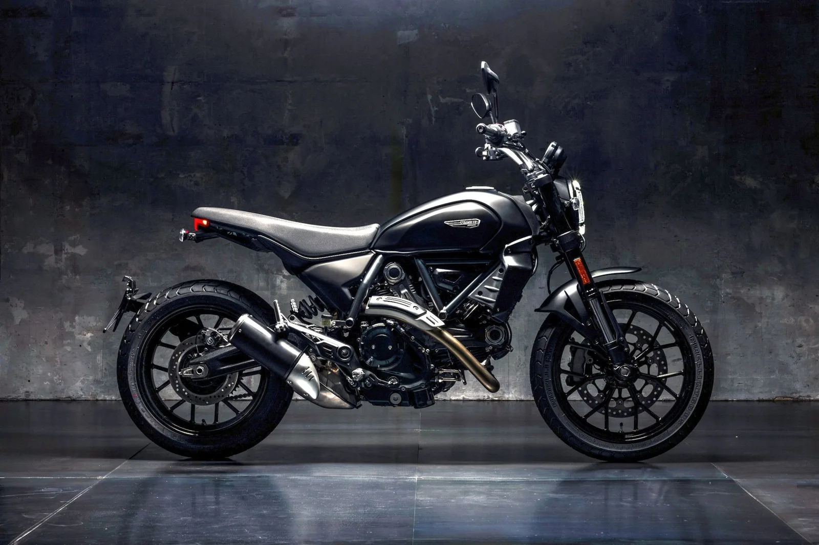 Ducati Scrambler Icon Dark