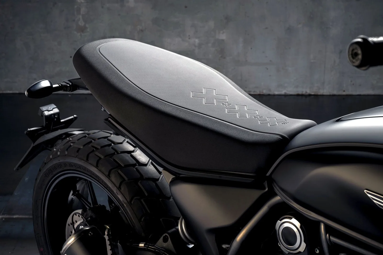 Ducati Scrambler Icon Dark