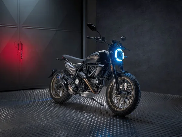 Ducati Scrambler Full Throttle
