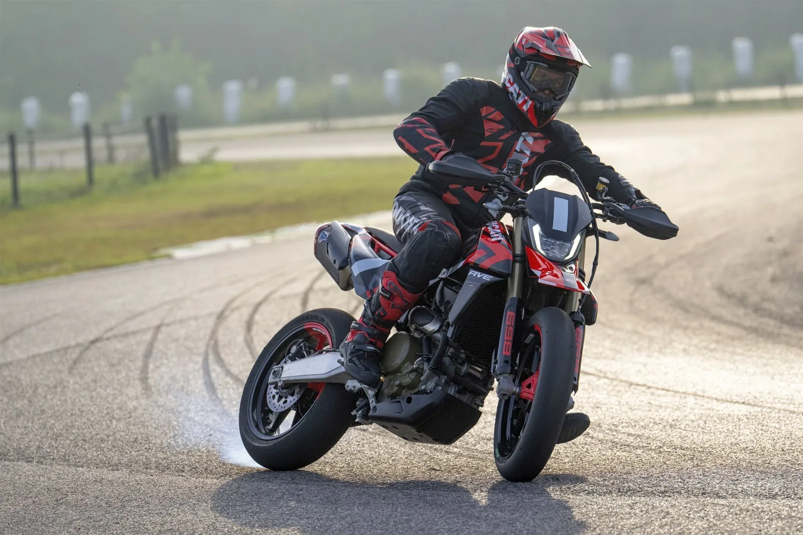 Ducati Hypermotard 698 Mono RVE