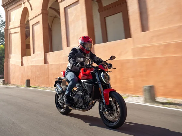 Ducati Monster +