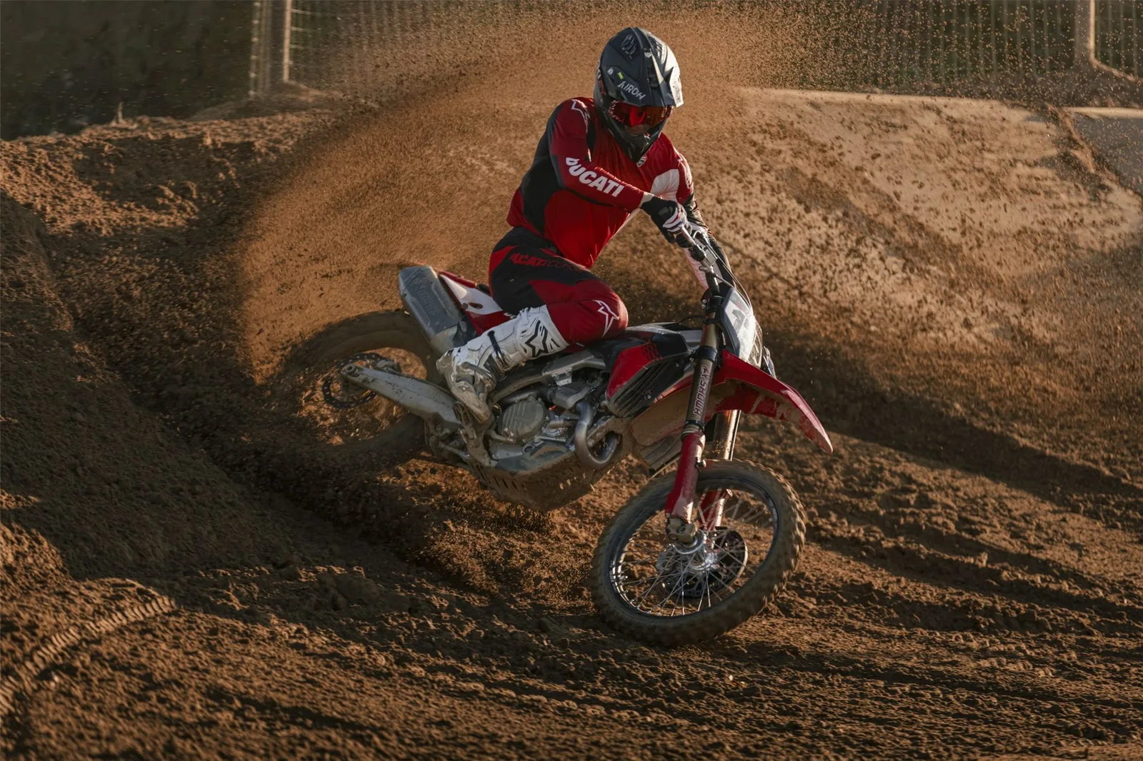 Ducati Desmo450 MX Factory