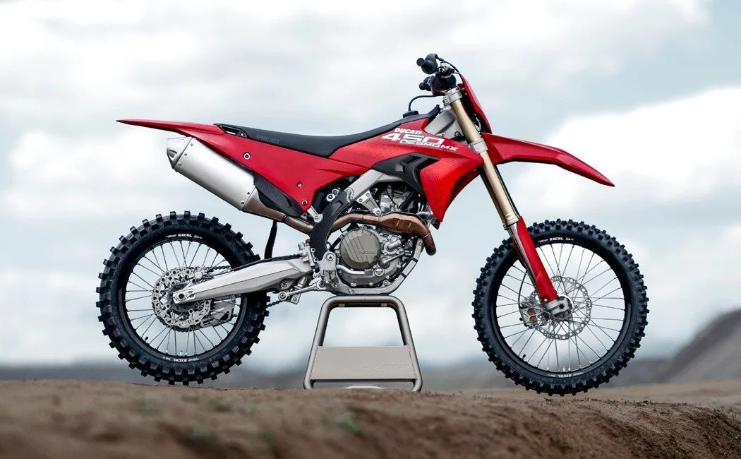 Ducati Desmo450 MX