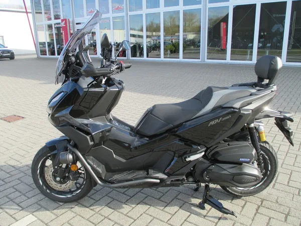 Honda ADV350