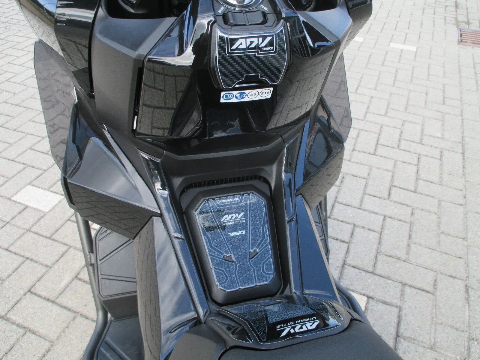 Honda ADV350