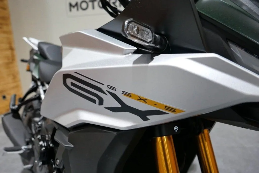 Suzuki GSX-S1000GX
