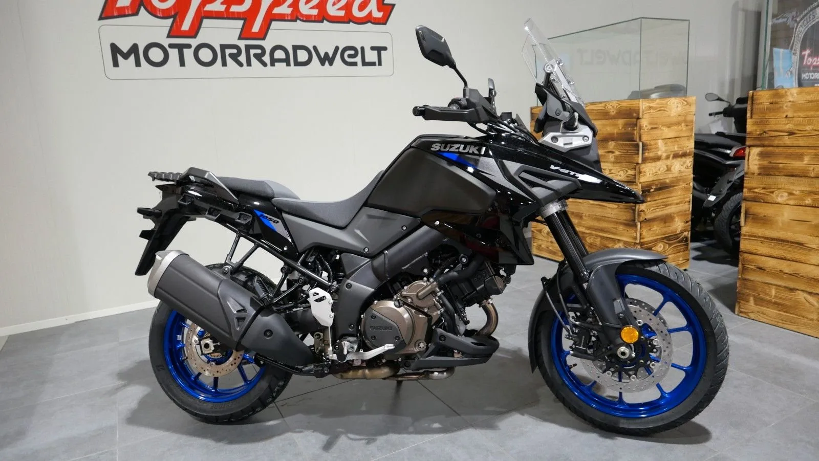 Suzuki V-Strom 1000 Touring