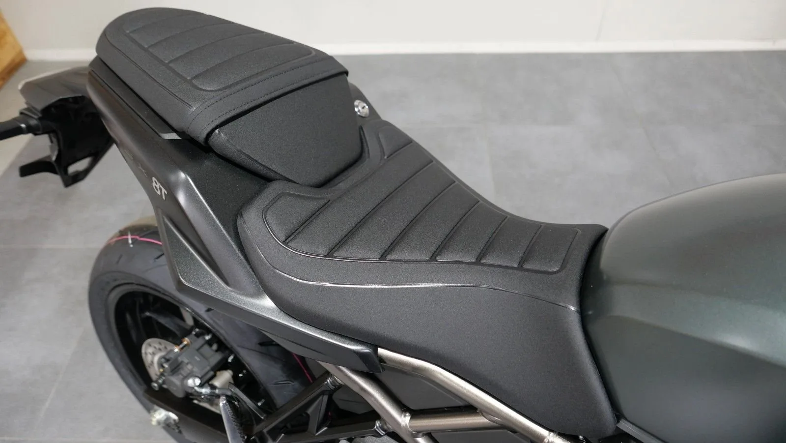 Suzuki GSX-8T