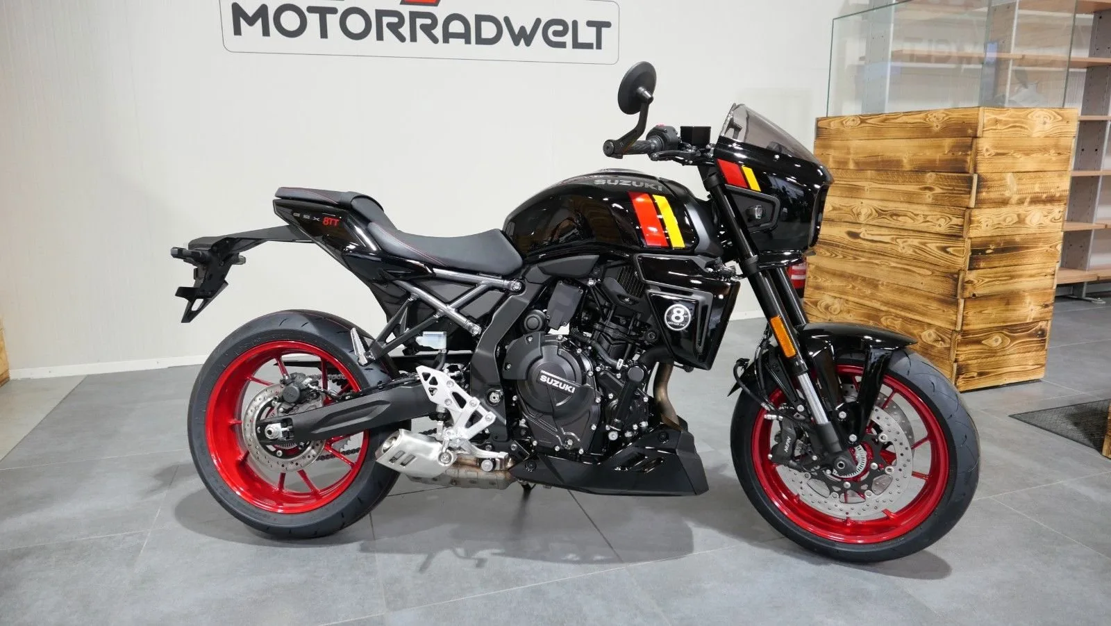Suzuki GSX-8TT