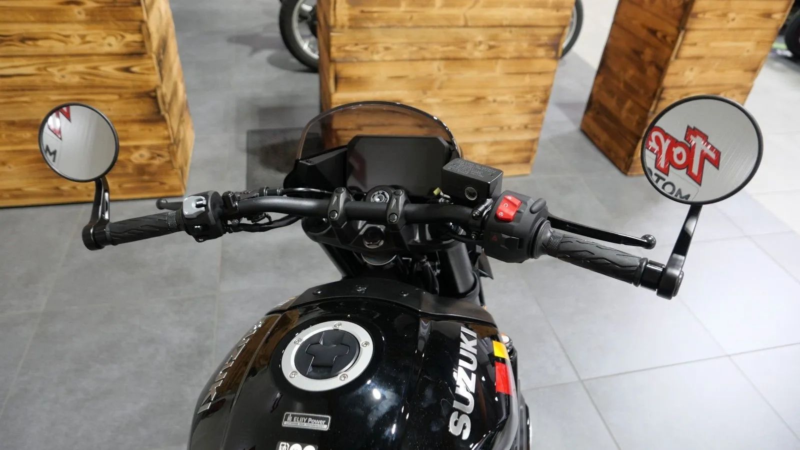 Suzuki GSX-8TT