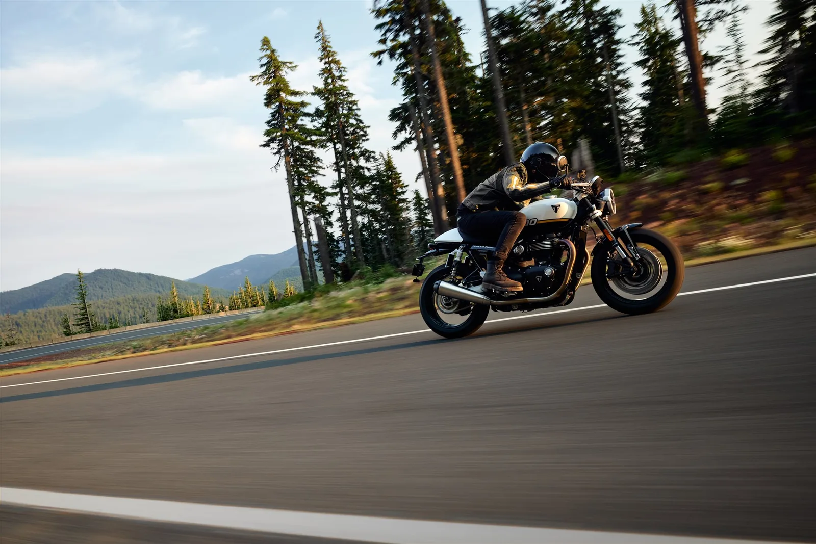 Triumph Speed Twin 1200
